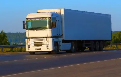 İzmir ile Yenişarbademli Arası Öğrenci Eşyası Taşıma